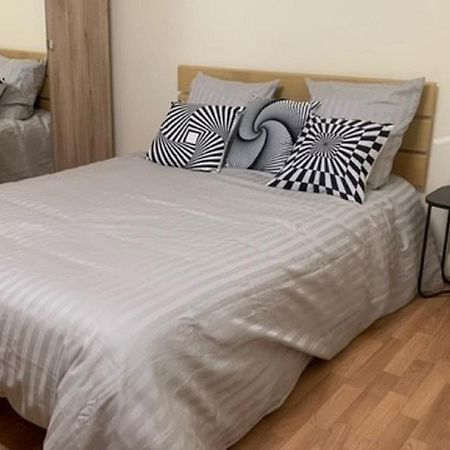 Appartement Calme Et Chaleureux Proche De Paris Courbevoie Zewnętrze zdjęcie